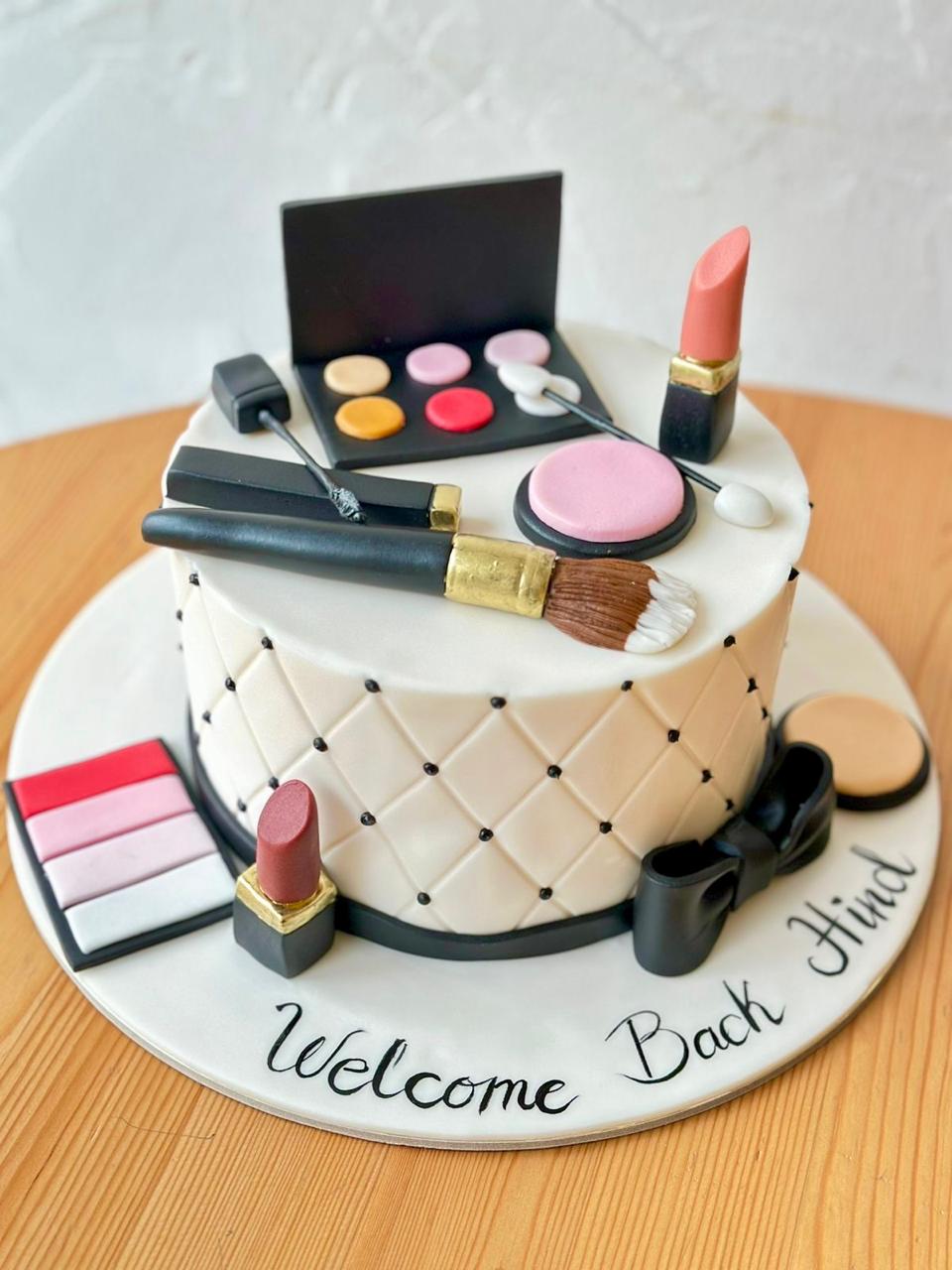 Makeup Theme Cake